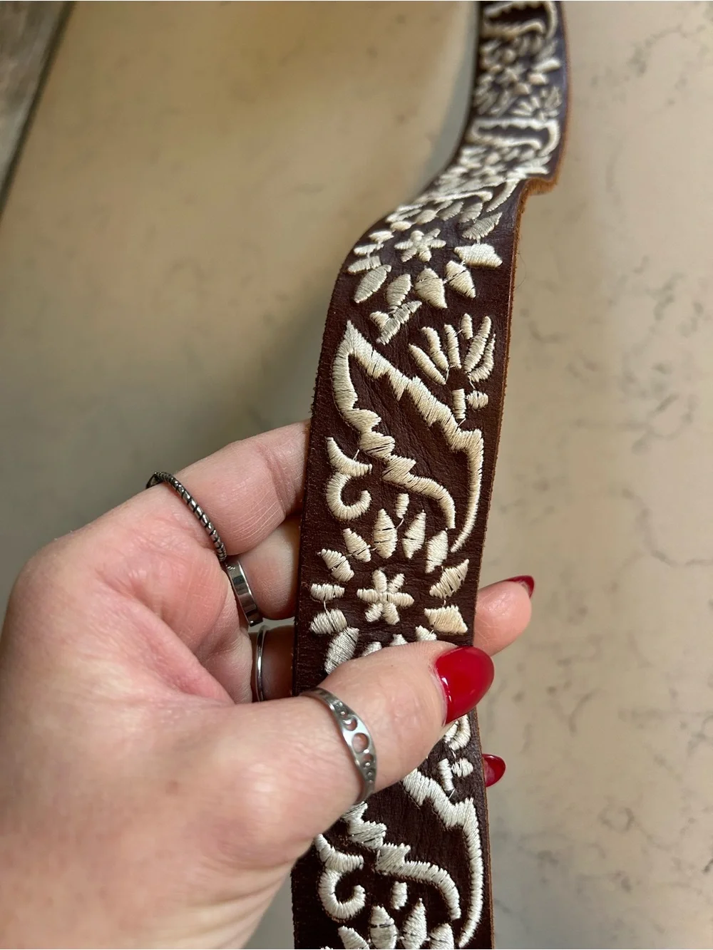🍀Vintage Lucky Brand Dark Brown Leather Belt With White Floral Embroidery XS - Picture 10 of 11
